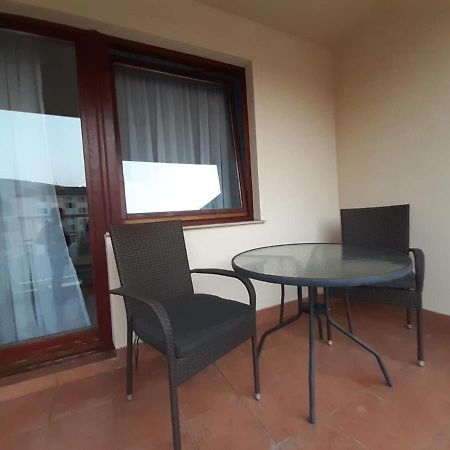 Apartment Pero Лівно Екстер'єр фото