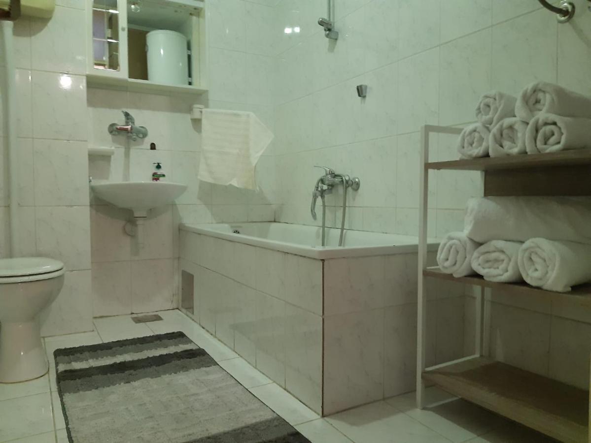 Apartment Pero Лівно Екстер'єр фото