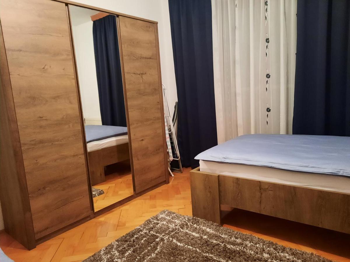 Apartment Pero Лівно Екстер'єр фото